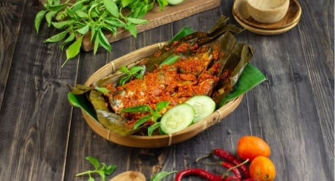 Dapur Kosan Tanpa Pepes Ikan: Cerita Rasa dan Rumah yang Tertinggal