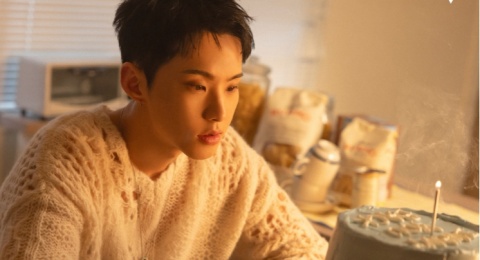 I Want You Back oleh Hoshi: Ungkapan Rindu dan Sesal untuk Mantan Kekasih