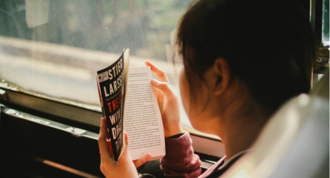 Membaca Buku Bukan soal Menunggu Waktu Luang, tapi soal Menyempatkan