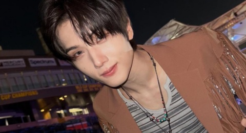 4 Ide Gaya Kasual Jisung NCT Dream untuk Tampilan Sederhana dan Modis