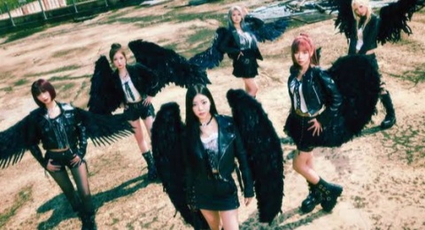 Purple Kiss 'On My Bike': Lagu Energik tentang Pengambilan Keputusan Hidup