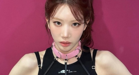 Anti-Mainstream! Intip 4 Daily Outfit Edgy ala Kim Lip ARTMS