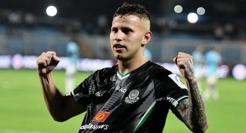 Persijap Jepara Kontrak Alexis Gomez, Gelandang Argentina Penuh Pengalaman!