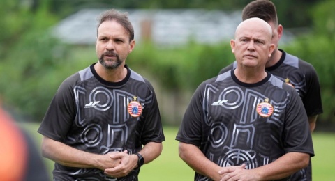 Mauricio Souza Tekankan Pentingnya Penguasaan Bola bagi Persija Jakarta