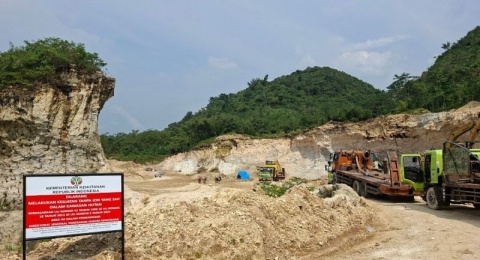 Hutan Dirusak Tambang Ilegal, Kementerian Kehutanan Gelar Operasi Gabungan