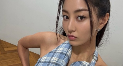 Stylish dan Effortless, Ini 4 Daily Look Simpel ala Jihyo TWICE!