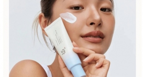 Bye-Bye Kusam! 4 Sunscreen Ekstrak Beras Bikin Kulit Glowing dan Terlindungi dari Sinar UV
