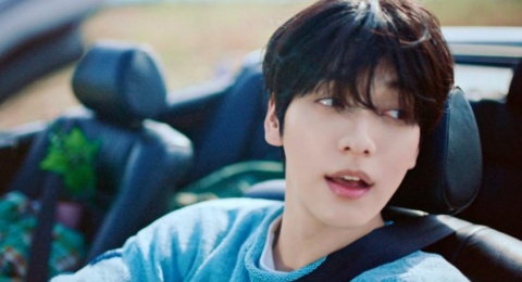 Soobin TXT Ajak Kita Berkendara Santai di Lagu Solo Terbaru, Sunday Driver