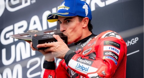 Dihujat di Mugello, Marc Marquez Dibela Legenda MotoGP Giacomo Agostini