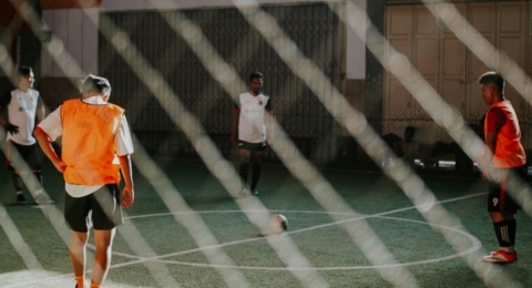Menembus Batas di Lapangan: Futsal dan Mimpi Besar Generasi Muda