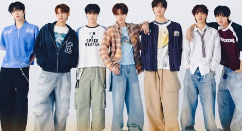 Storm oleh idntt unevermet: Tetap Berdiri Kuat di Tengah Badai Masalah