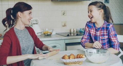 Dari Girlboss sampai Tradwife: Nostalgia Patriarki dalam Balutan Estetika