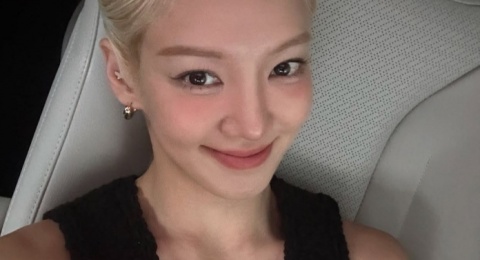 4 Inspirasi Kasual Keren Hyoyeon SNSD, Stylish Buat Daily Wear!