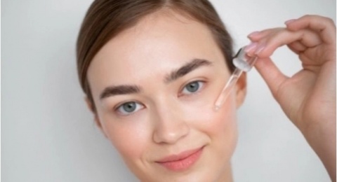 4 Serum Korea Zinc PCA untuk Kulit Berminyak, Kontrol Minyak Tanpa Kering!