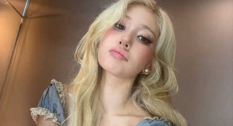 OOTD Goals! 4 Daily Outfit Jeon Somi Buat Mood Tampil Chic atau Edgy