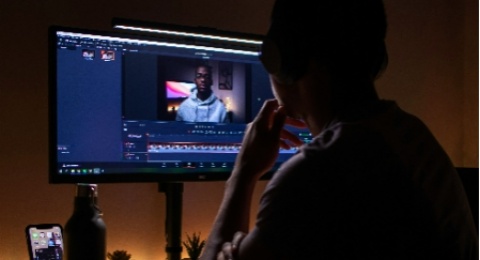 Apakah Jadi Content Creator Masih Menjanjikan di Tahun 2025?