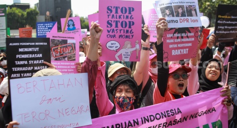 Bukan Sekadar Coretan, Inilah Alasan Poster Demo Gen Z Begitu Estetik dan Berpengaruh