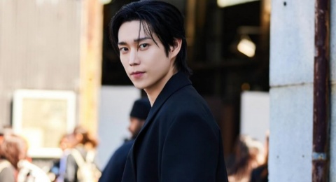 Intip 4 Gaya Kasual Chic ala Kim Young Dae, Cocok Buat Daily Look!