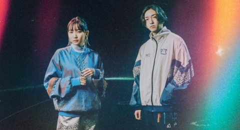 5 Lagu YOASOBI yang Cocok Temani Perjalanan Move On