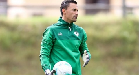 Maarten Paes Belum Pulih, Emil Audero Tambah Derita Timnas Indonesia