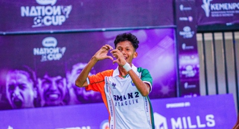 Simbol Love Jadi Tanda Kemenangan SMAN 10 Bekasi di AXIS Nation Cup 2025