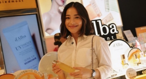 Sabar dan Tetap Senyum, Intip Momen Nikita Willy Hadapi Tingkah Aktif Issa
