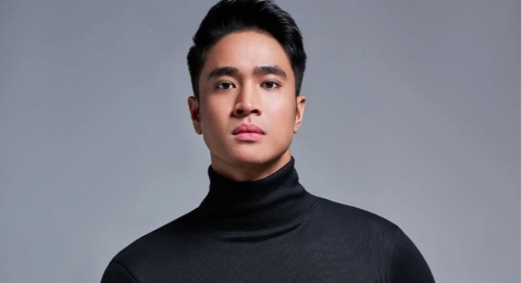 Dari Chic sampai Edgy, Ini 4 Cara Yesaya Abraham Mainin OOTD Serba Hitam!