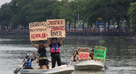 Antara Harapan dan Kenyataan: Kualitas Air Sungai di Indonesia 2025