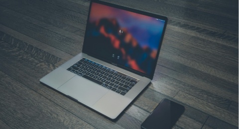 Bukan Kaleng-Kaleng! 5 Laptop 7-10 Jutaan Paling Worth It Tahun Ini