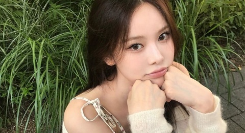 Soft sampai Edgy Style! Sontek 4 Gaya Daily OOTD ala Bang Jeemin izna
