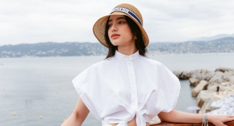 5 Outfit Kasual Ameera Khan yang Selalu On Point, Wajib Kamu Sontek!