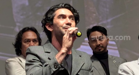 Dari Aktor Top ke Sutradara Hebat: Debut Film 'Pangku' Reza Rahadian