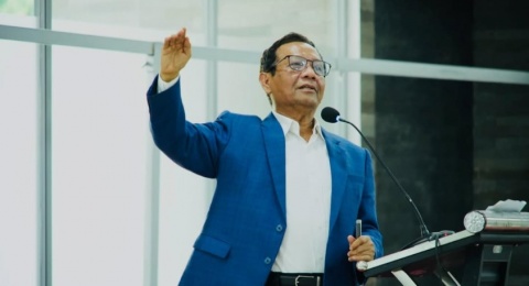 Mahfud MD Soroti Reformasi Polri, Sebut Polri Sedang Jadi Perhatian Publik!