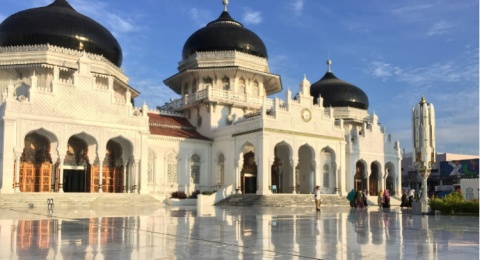 Ketika Serambi Mekkah Menangis: Mengingat Kembali Era DOM di Aceh