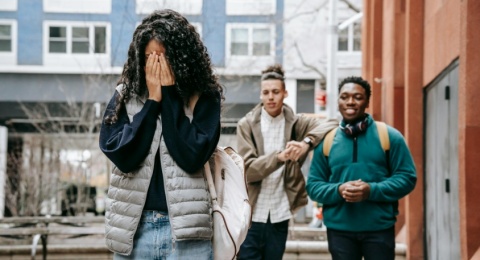 Cyberbullying: Kenapa Dampaknya Nyata dan Bagaimana Kita Menghadapinya