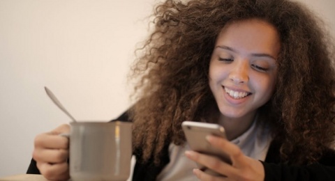 Tren Zero Post Gen Z: Memilih Diam, Tapi Tetap Bersuara di Dunia Digital