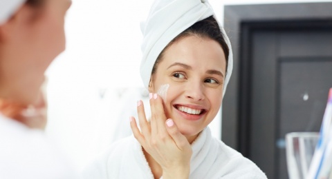 4 Moisturizer Lokal Shea Butter Atasi Kulit Kering dan Perkuat Skin Barrier