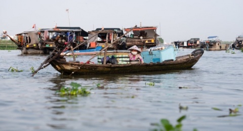 Laut yang Menyadarkan Batas Keserakahan Manusia