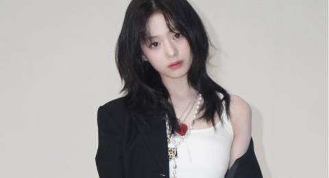 OOTD Ahyeon BABYMONSTER: Intip 4 Padu Padan Street Style yang Kekinian!