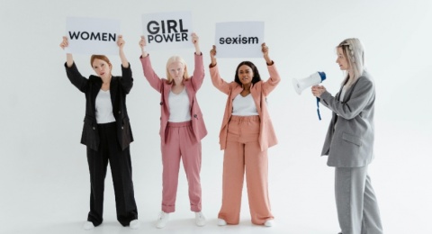 Lebih dari Sekadar Slogan: Urgensi Membangun Ruang Aman bagi Perempuan