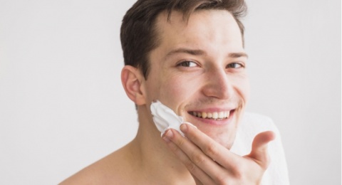 4 Rekomendasi Face Wash dan Shaving Foam 2 in 1, Solusi Double Cleanse Pria