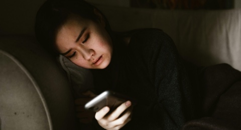 Ketika AI Disalahgunakan: Masihkah Media Sosial Aman bagi Perempuan?