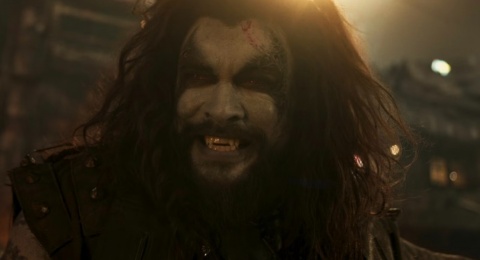 Cuplikan Terbaru Film Supergirl: Jason Momoa Tampil Garang sebagai Lobo