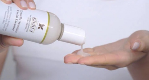 4 Face Wash Centella Bebas Parfum & Alkohol yang Gentle di Kulit Sensitif