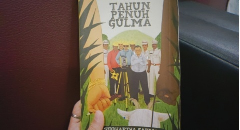 Review Buku 'Tahun Penuh Gulma': Suara Masyarakat Adat Melawan Rakusnya Korporasi