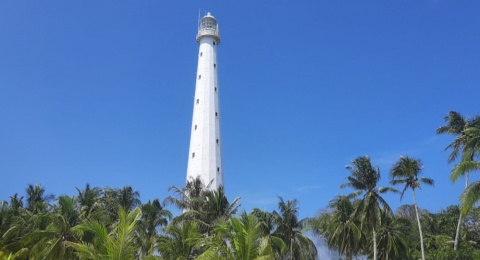Pulau Lengkuas Belitung Surga Tropis Dengan Mercusuar Bersejarah