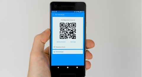 Zakat Digital dan Filantropi Generasi Cashless