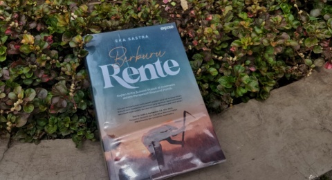 Buku Berburu Rente: Potret Gelap Subsidi Pupuk dan Nasib Petani Indonesia