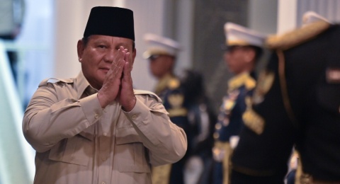 Pak Menteri Siap Potong Gaji? Siasat Prabowo Hadapi Krisis Global Contek Pakistan