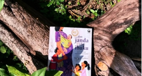 Karya Kang Maman: Gugatan atas Stigma Janda dan Kekuatan Cinta Seorang Ibu